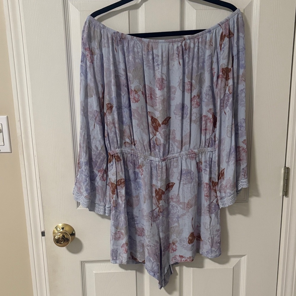 Mossimo Supply Co. Light Blue and Purple Top